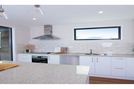 Photo of property in 5/1079 Kaipara Coast Highway, Kaukapakapa, 0873