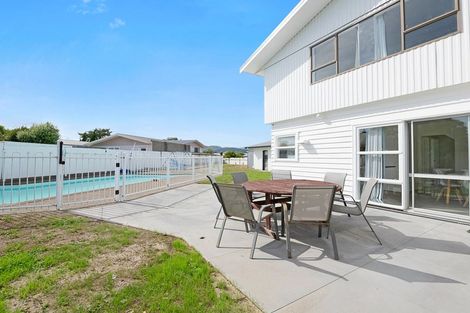 Photo of property in 3 Dennis Grove, Paraparaumu Beach, Paraparaumu, 5032