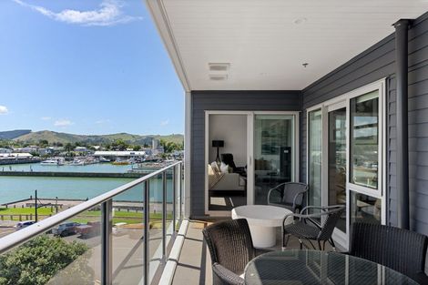 Photo of property in Marina View Apartments, 303/4 Reads Quay, Gisborne, 4010