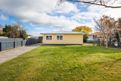 Photo of property in 2 Oban Place, Awapuni, Palmerston North, 4412