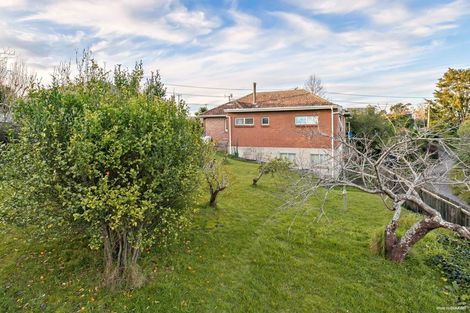 Photo of property in 5 Margan Avenue, New Lynn, Auckland, 0600