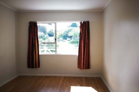 Photo of property in 33 Redwood Drive, Massey, Auckland, 0614