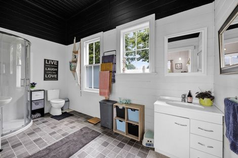 Photo of property in 88 Celia Street, Stratford, 4332