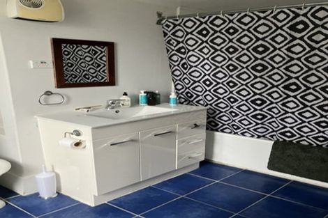 Photo of property in 13 Balmoral Terrace, Newtown, Wellington, 6021