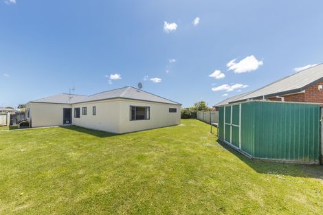 Photo of property in 37 Madison Avenue, Milson, Palmerston North, 4414
