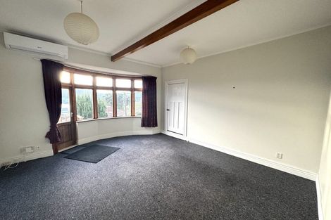 Photo of property in 27 Shannon Street, Mount Victoria, Wellington, 6011