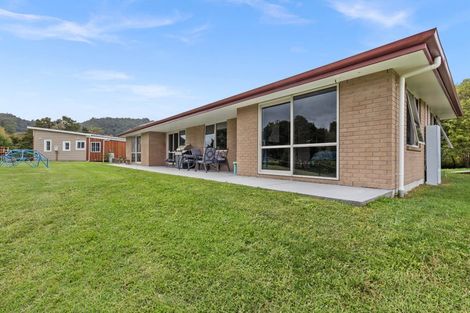 Photo of property in 6 Tavinor Road, Otaika, Whangarei, 0170