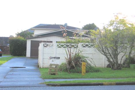 Photo of property in 2/14 Butley Drive, Farm Cove, Auckland, 2012