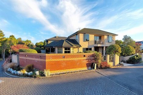 Photo of property in 27 Stableford Green, Burnside, Christchurch, 8053