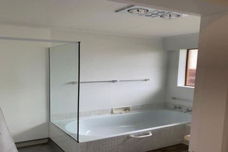 Photo of property in 13 Oriwa Street, Waikanae, 5036