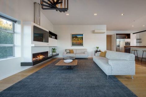 Photo of property in 19a Sunrise Bay Drive, Wanaka, 9305