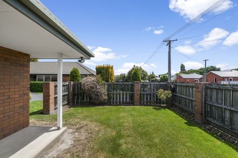Photo of property in 9 Wittys Road, Avonhead, Christchurch, 8042
