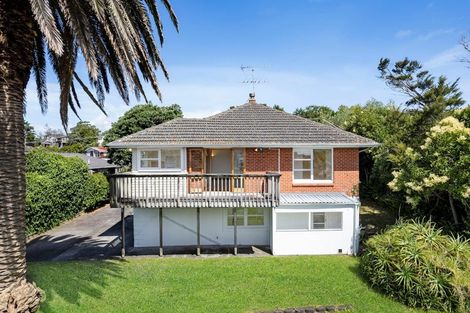 Photo of property in 2/80 Archers Road, Glenfield, Auckland, 0629