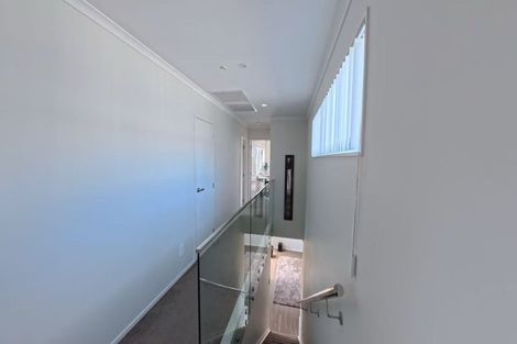 Photo of property in 11 Pihoihoi Place, Hobsonville, Auckland, 0616