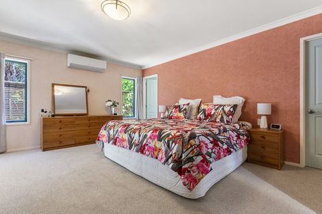 Photo of property in 18 Honeysuckle Lane, Ohauiti, Tauranga, 3112