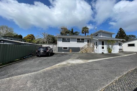 Photo of property in 15 Rosalind Road, Glenfield, Auckland, 0629