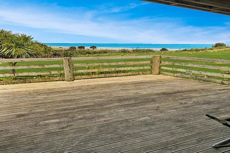 Photo of property in 721 Kaiaua Road, Tolaga Bay, 4077