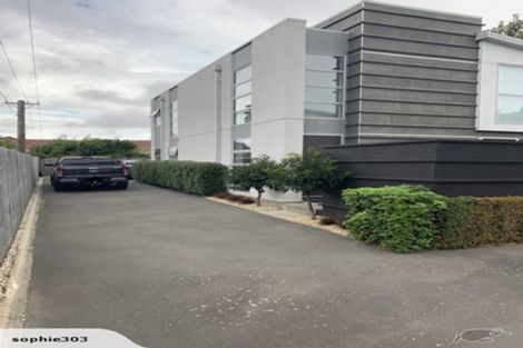 Photo of property in 128 Holly Road, St Albans, Christchurch, 8014