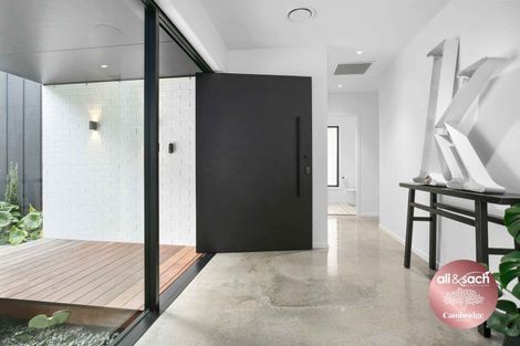 Photo of property in 1/45 Saint Kilda Road, Cambridge, 3434