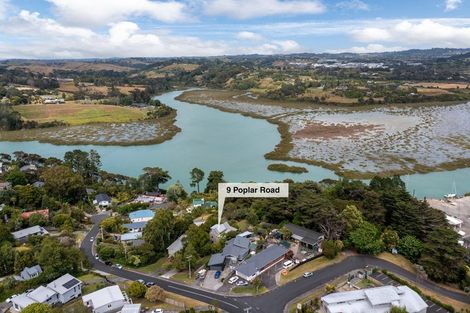 Photo of property in 9 Poplar Road, Stanmore Bay, Whangaparaoa, 0932