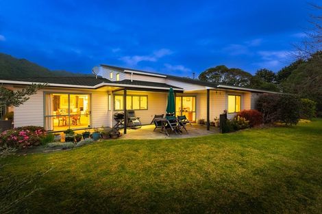 Photo of property in 29 Cranbrook Grove, Waikanae, 5036