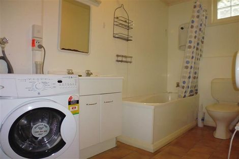 Photo of property in 27 Townsend Road, Miramar, Wellington, 6022