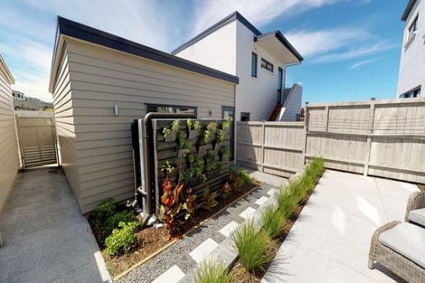 Photo of property in 45 Eugenia Rise, Totara Heights, Auckland, 2105