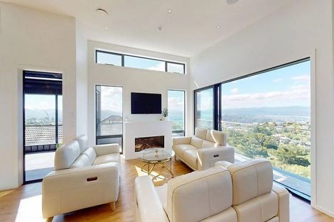 Photo of property in 49 Ashton Fitchett Drive, Brooklyn, Wellington, 6021