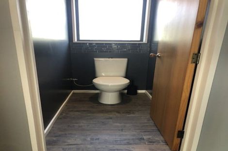 Photo of property in 3 Arran Crescent, Woolston, Christchurch, 8062