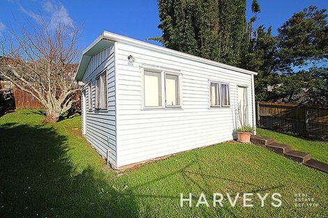 Photo of property in 74 Vodanovich Road, Te Atatu South, Auckland, 0610