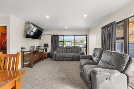 Photo of property in 6 Rinaha Place, Koutu, Rotorua, 3010
