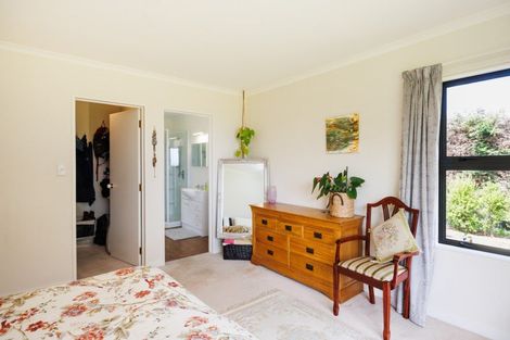 Photo of property in 102 Harrison Hill Road, Aokautere, Palmerston North, 4471