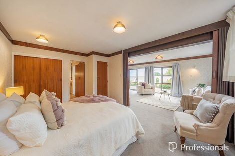 Photo of property in 14 Hibiscus Grove, Maungaraki, Lower Hutt, 5010
