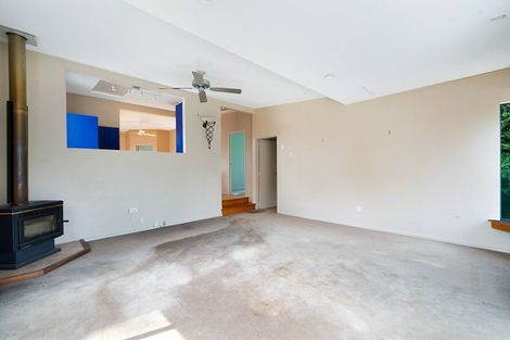Photo of property in 28 Ferry Parade, Herald Island, Auckland, 0618