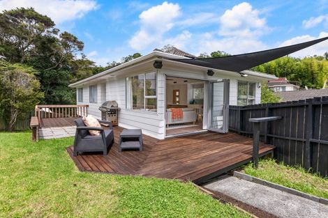 Photo of property in 50 Powrie Street, Glenfield, Auckland, 0629