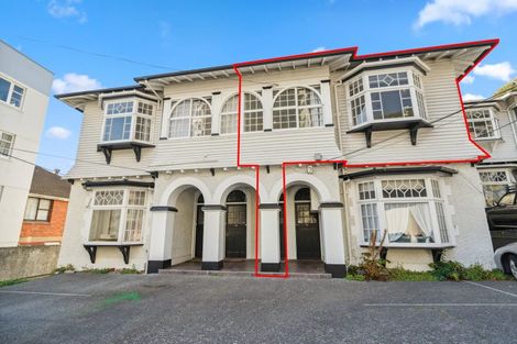 Photo of property in 5 Grass Street, Oriental Bay, Wellington, 6011