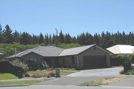 Photo of property in 39 Ruahine Place, Parklands, Christchurch, 8083