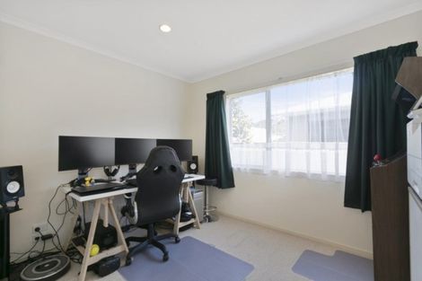 Photo of property in 5a Kilkenny Grove, Wainuiomata, Lower Hutt, 5014