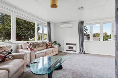 Photo of property in 9 Tuatara Drive, Te Kamo, Whangarei, 0112