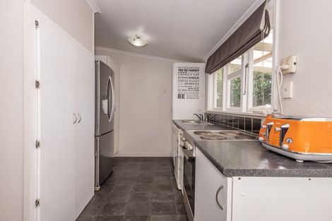 Photo of property in 173 Romilly Street, Westport, 7825