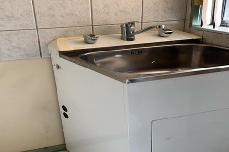 Photo of property in 14 Arrowsmith Drive, Clover Park, Auckland, 2019