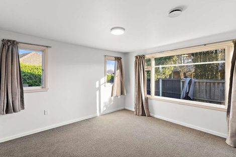 Photo of property in 32 Vagues Road, Northcote, Christchurch, 8052