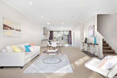 Photo of property in 33 Mcginty Street, Takanini, 2112