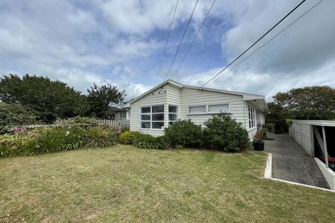 Photo of property in 15 Gray Avenue, Paraparaumu Beach, Paraparaumu, 5032