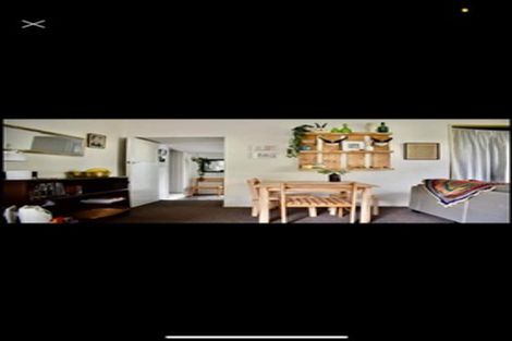 Photo of property in 2/136 Glenmore Street, Northland, Wellington, 6012