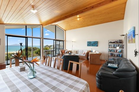 Photo of property in 12 Wairahi Road, Langs Beach, Waipu, 0582