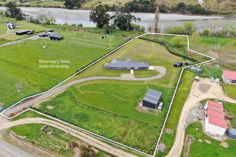 Photo of property in 62 River Road, Otane, Waipawa, 4271