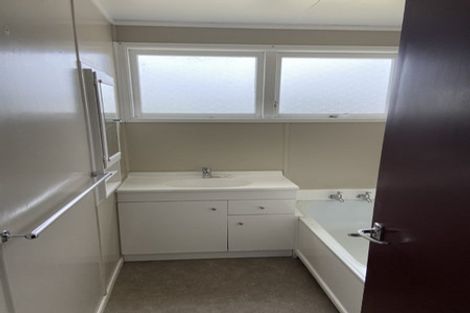 Photo of property in 52 One Tree Point Road, One Tree Point, 0118