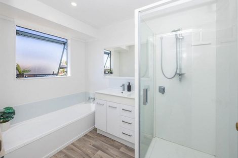 Photo of property in 3 Lloyd Drive, Nawton, Hamilton, 3200