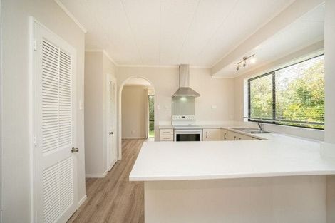 Photo of property in 765 Makerua Road, Tokomaru, Palmerston North, 4474